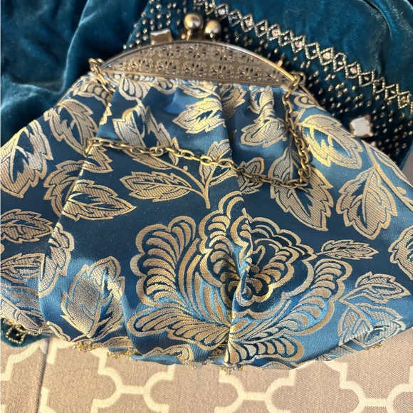 Vintage Inspired Teal with Gold Embroidery Bag & Matching Velvet Beaded Scarf. - Picture 8 of 8